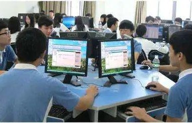 电子商务专业的学生如何