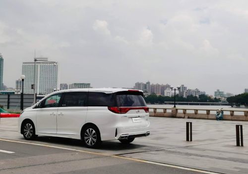 传祺汽车1.8t商务车（传祺商务车2020款）
